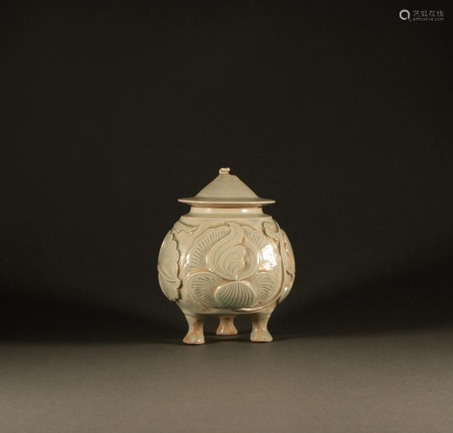 Song Dynasty - POTS with flower covers