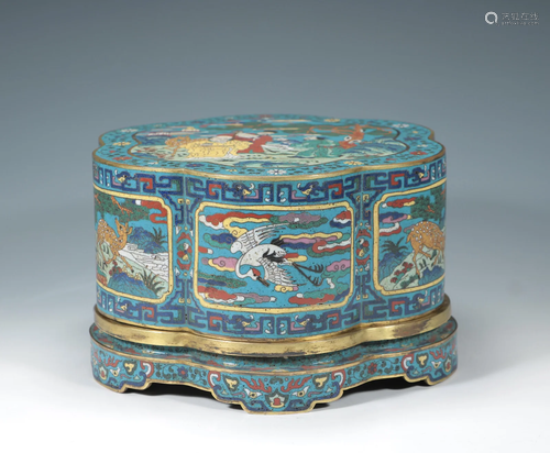 Qing Dynasty - Cloisonne box with cranes and deer