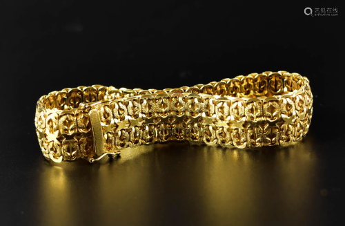 18K Gold Ladies Figure 8 Link Bracelet