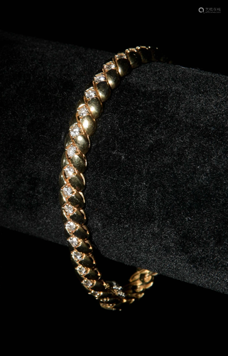 Lady's 14K Gold and Diamond Bracelet