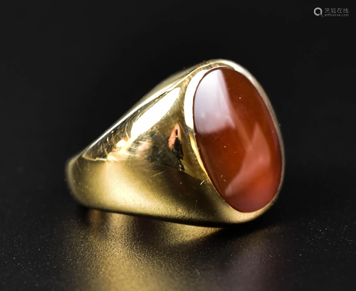 10K Heavy Gold Ring with Polished Carnelian