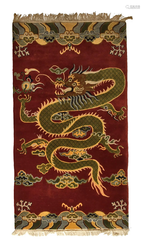 Chinese Dragon Rug, Early 20th Century