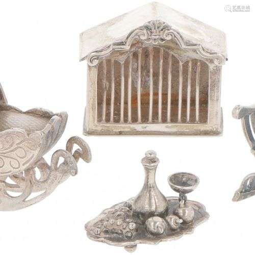 (4) Piece lot miniatures silver.