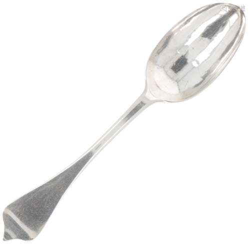 Dinner spoon (Amsterdam Paul Clausen 1754-1772) silver.