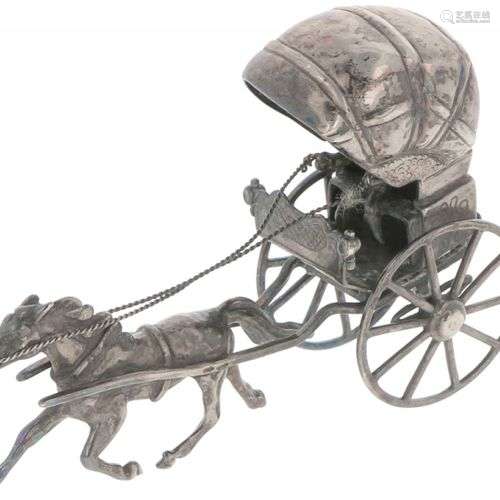 Miniature horse and carriage silver.