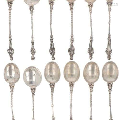 (12) piece set of apostle teaspoons silver.