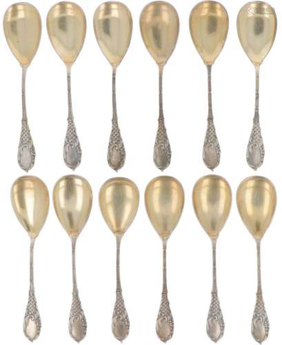 (12) piece set of ice cream spoons silver.