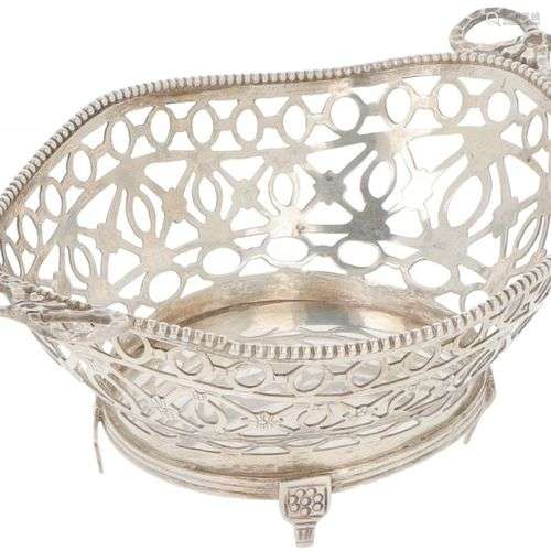 Bonbon basket silver.