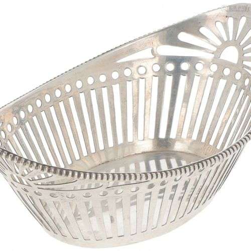 Bonbon basket silver.