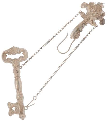 Chatelaine with knitting pin holder key silver.