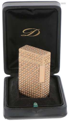 S.T. Dupont lighter rare 18k gold.