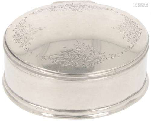 Snuff box / pill box silver.