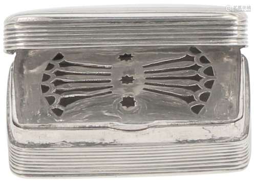 Vinaigrette box silver.