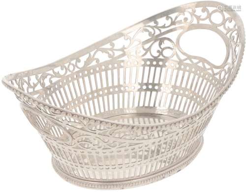 Bonbon basket silver.