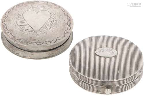 (2) piece lot of peppermint boxes silver.