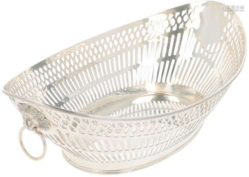 Bread basket silver.