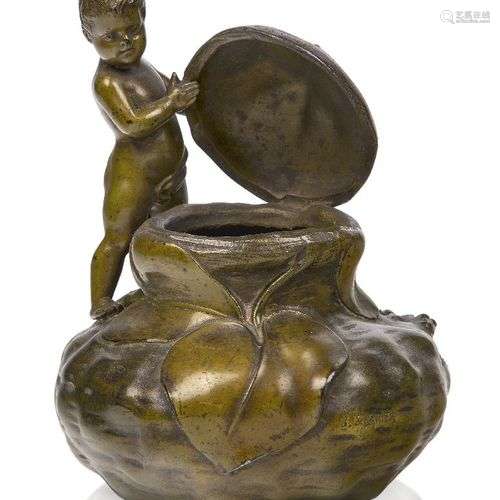 J. Garnier (Français 1853-1910), un vase figuratif en métal ...