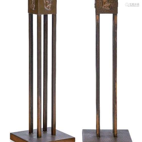 Paire de chandeliers en cuivre de style Arts & Crafts, 20ème...