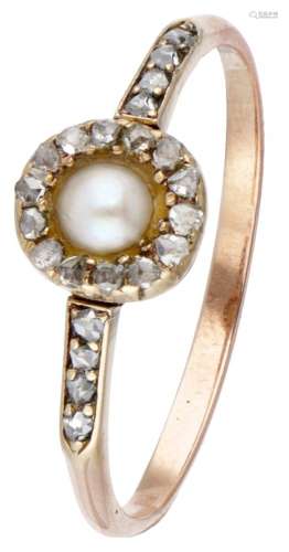 14K. Rose gold antique shoulder ring set with rose cut diamo...