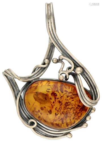 Silver pendant set with approx. 26.50 ct. amber - 835/1000.