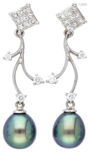 18K. White gold Mikura Pearls earrings set with approx. 0.40...