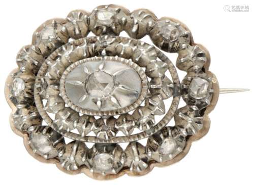 Silver antique oval brooch set with diamond - 833/1000.