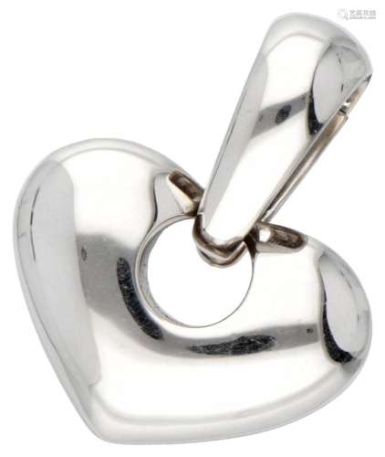 18K. White gold heart-shaped Chimento Italian design pendant...