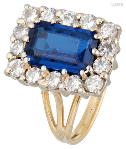 14K. Bicolor gold entourage ring set with approx. 0.70 ct. d...