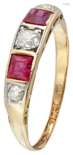 14K. Yellow gold ring set with approx. 0.25 ct. diamond and ...