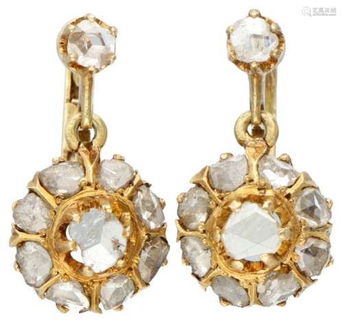 14K. Yellow gold antique earrings set with rose cut diamond.