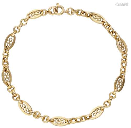 18K. Yellow gold filigree link bracelet.
