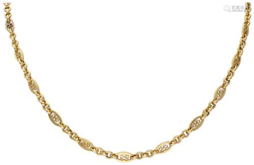 18K. Yellow gold filigree link necklace.