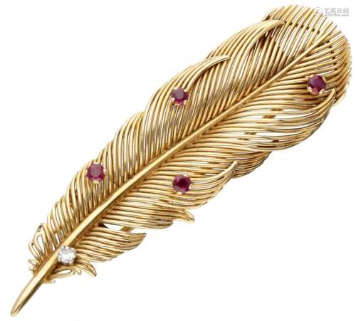18K. Yellow gold Hermès feather brooch set with approx. 0.24...