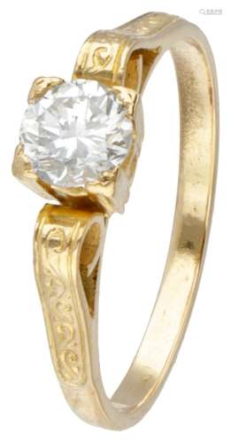 20K. Yellow gold solitaire ring set with approx. 0.47 ct. di...