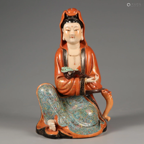 A Famille Rose Seated Guanyin Qing Dynasty