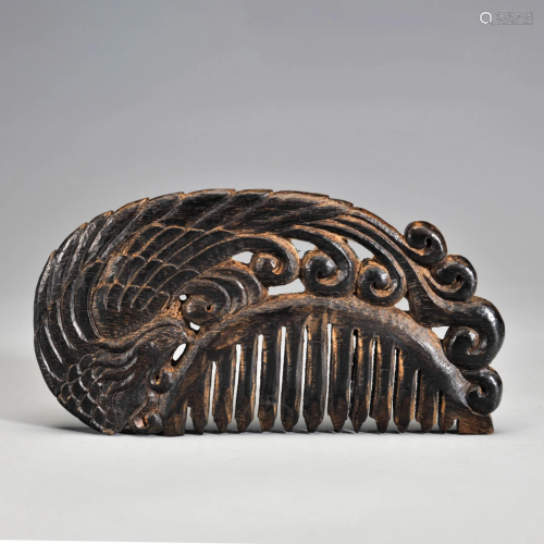 A Carved Aloeswood Comb