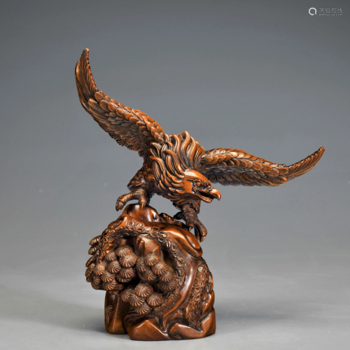 A Carved Boxwood Eagle Qing Dynasty
