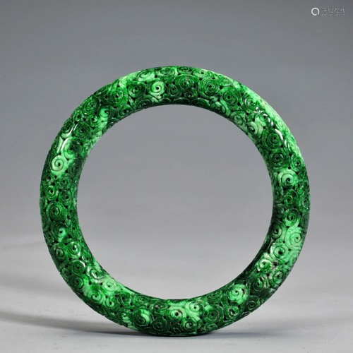 A Circular Jadeite Bangle Qing Dynasty