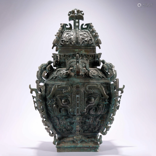 A Bronze Wine Vessel Lei Shang Dynasty