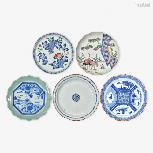 A group of eleven assorted Japanese porcelain dishes