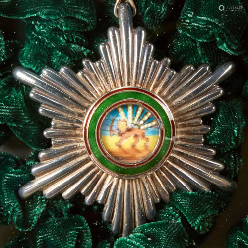 An Iranian presentation medal 伊朗勋