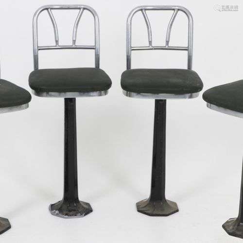 A lot comprised of (4) design swivel bar stool/ counterchair...