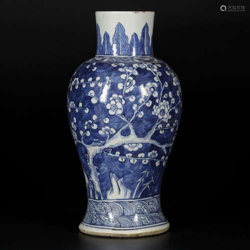 A porcelain vase with decor of prunus on broken ice, China, ...