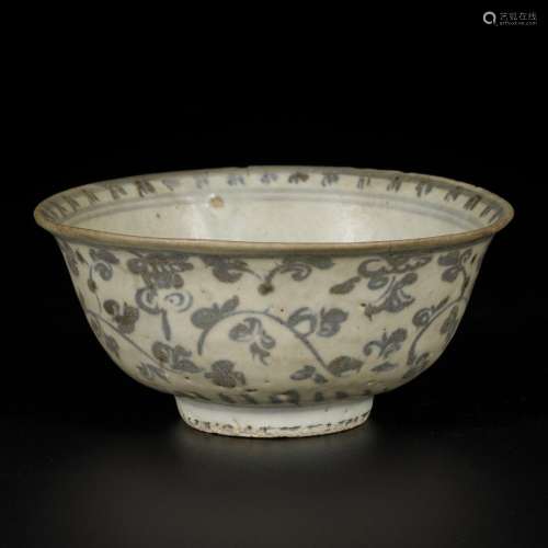 A porcelain bowl decorated with flowers, China, Ming.