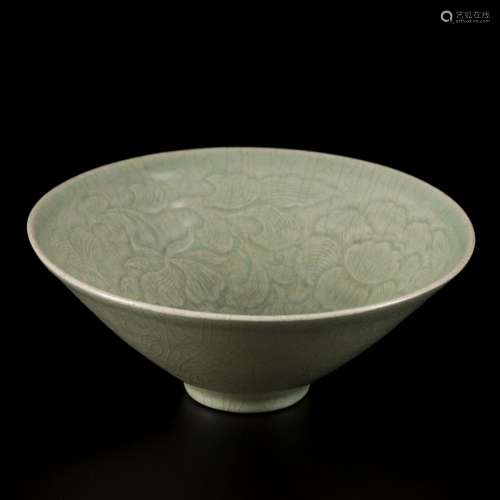 A celadon bowl, Korea, 15 century.