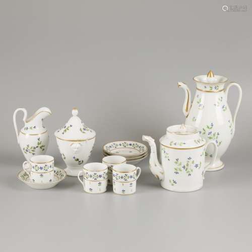 A porcelain coffee/tea set with cornflower decorations, Fran...