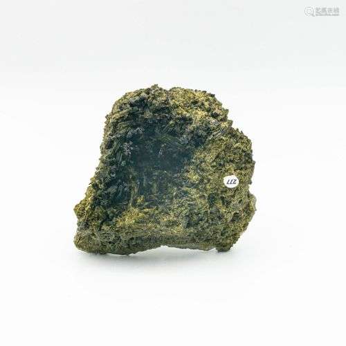 EPIDOTE LE CORNILLON OISANS (12cm)