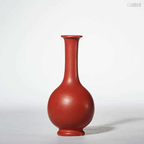 清中期 玛瑙红小赏瓶