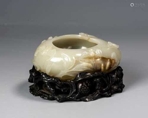 A Chinese Carved White Jade Washer,Qing Dynasty