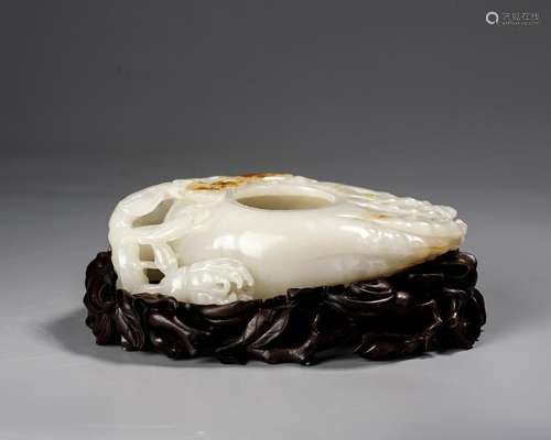 A Chinese Carved Jade Washer,Qing Dynasty